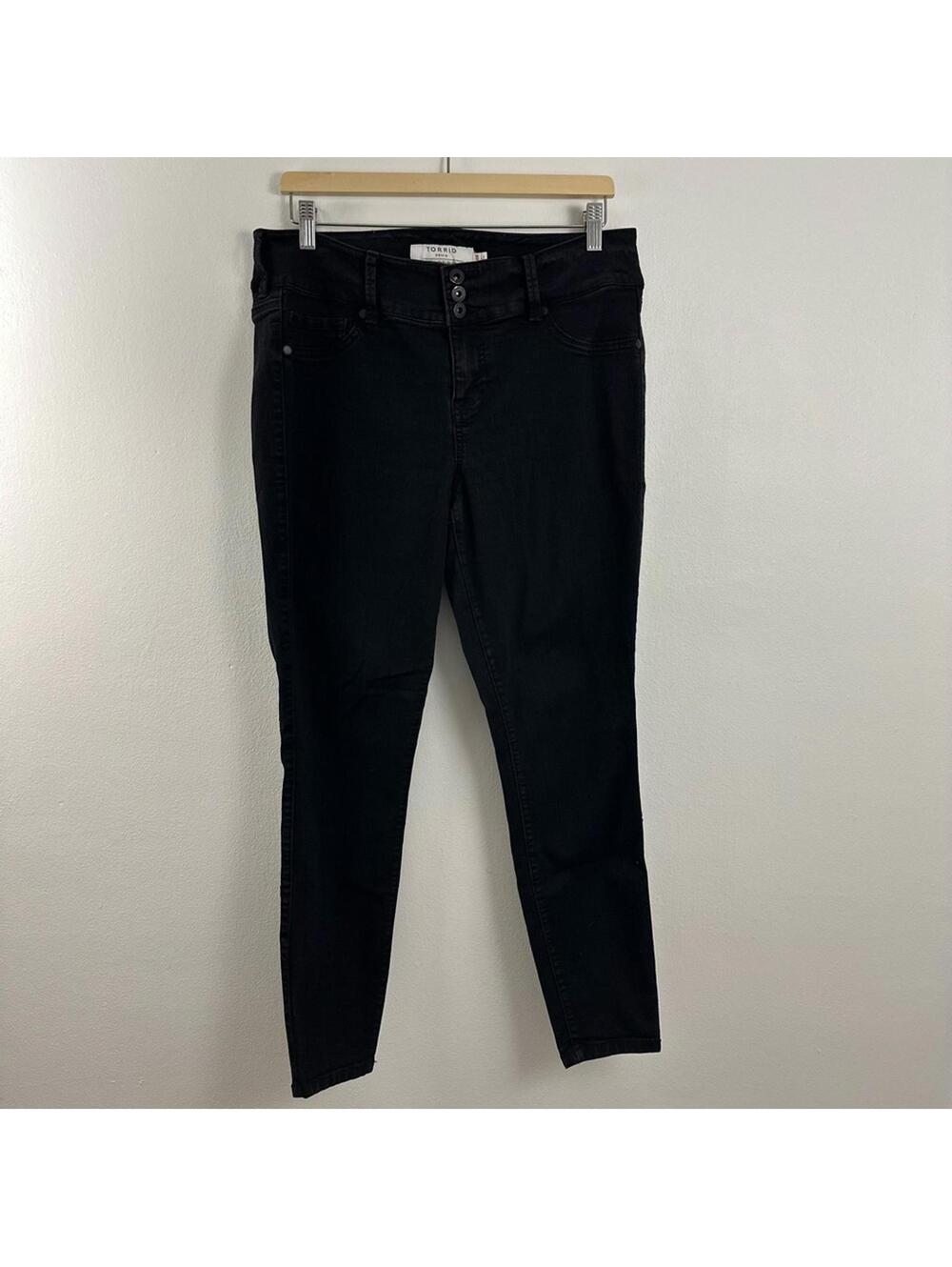 Torrid Black Jegging Denim Pants Women's Size 14R